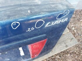 SUZUKI Csomagtérajtó (Részeivel)