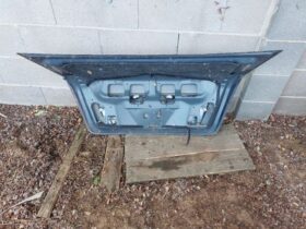 SUZUKI Csomagtérajtó (Részeivel)