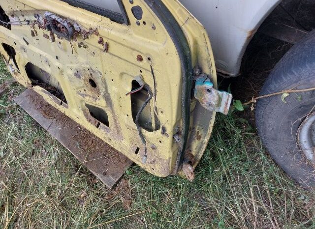 
								SUZUKI Bal első Ajtó (Üres lemez) full									