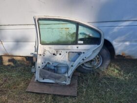 SKODA Jobb hátsó Ajtó (Részeivel)