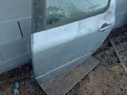 
										PEUGEOT Bal hátsó Ajtó (Részeivel) full									