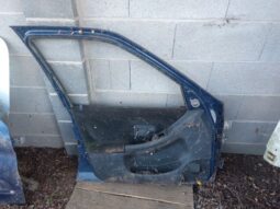 
										PEUGEOT Bal első Ajtó (Részeivel) full									