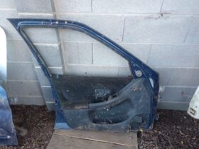 PEUGEOT Bal első Ajtó (Részeivel)