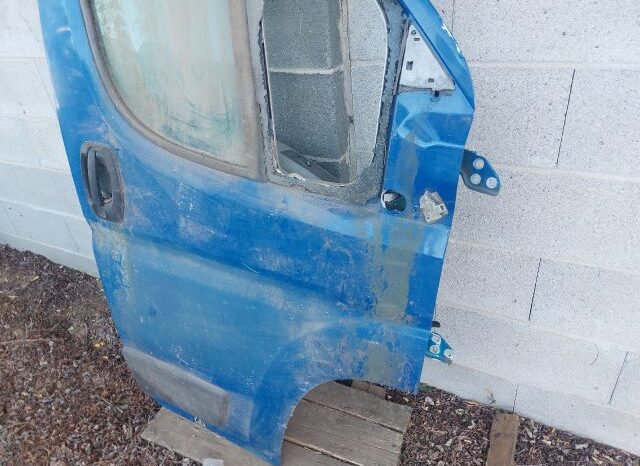 
								PEUGEOT Jobb első Ajtó (Részeivel) full									