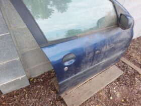 PEUGEOT Jobb első Ajtó (Részeivel)