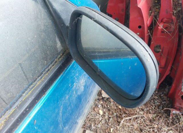 
								SUZUKI Jobb első Ajtó (Részeivel) full									