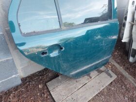 SKODA Jobb hátsó Ajtó (Részeivel)