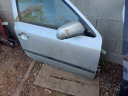 
										SKODA Jobb első Ajtó (Részeivel) full									