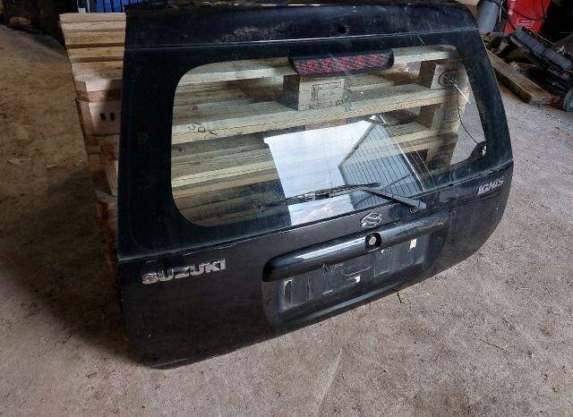 
								SUZUKI Csomagtérajtó (Részeivel) full									