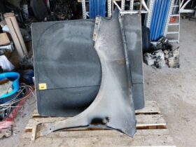 AUDI Jobb első Sárvédő