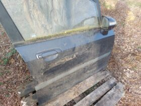 HONDA Jobb első Ajtó (Részeivel)