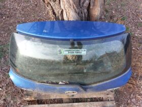 TOYOTA Csomagtérajtó (Részeivel)