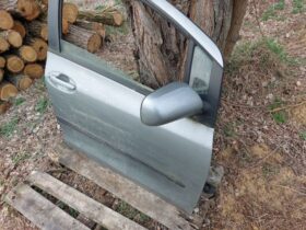 TOYOTA Jobb első Ajtó (Részeivel)