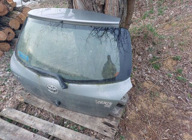 
								TOYOTA Csomagtérajtó (Részeivel) full									