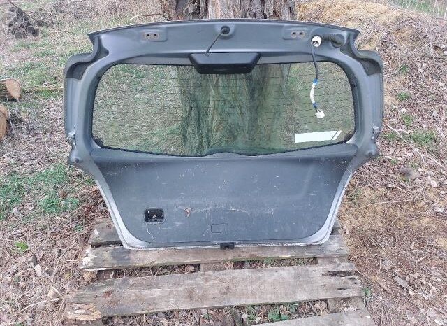 
								TOYOTA Csomagtérajtó (Részeivel) full									