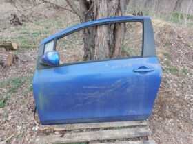 TOYOTA Bal első Ajtó (Részeivel)