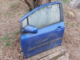 TOYOTA Bal első Ajtó (Részeivel)