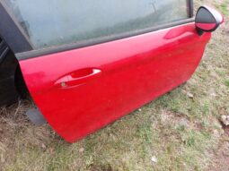 
										FORD Jobb első Ajtó (Részeivel) full									