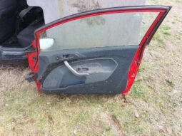 
										FORD Jobb első Ajtó (Részeivel) full									