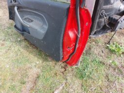 
										FORD Jobb első Ajtó (Részeivel) full									