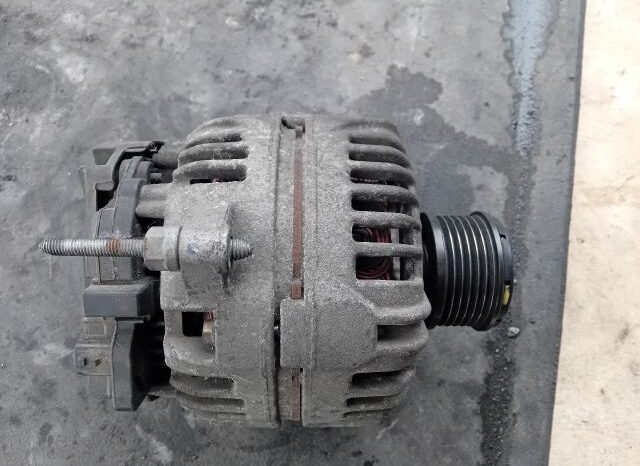 
								RENAULT Generátor full									