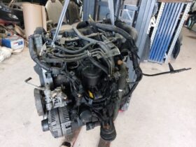 SUZUKI Komplett Motor (Segédberendezésekkel)