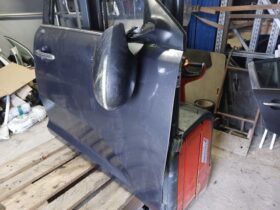 KIA Jobb első Ajtó (Részeivel)