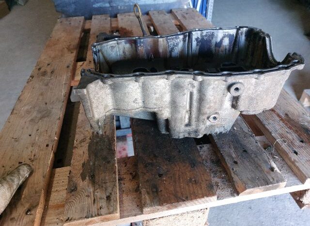 
								RENAULT Olajteknő full									