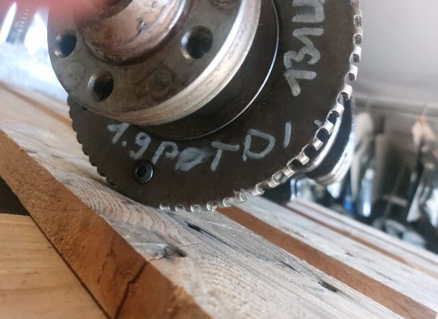 
								AUDI Főtengely (Magában) full									