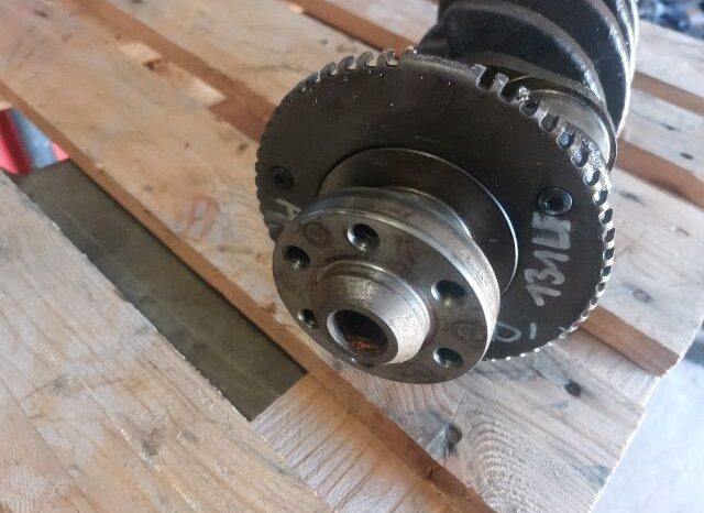 
								AUDI Főtengely (Magában) full									