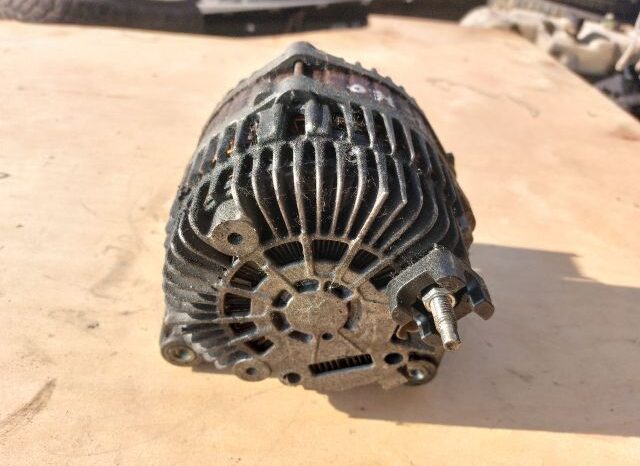 
								RENAULT Generátor full									