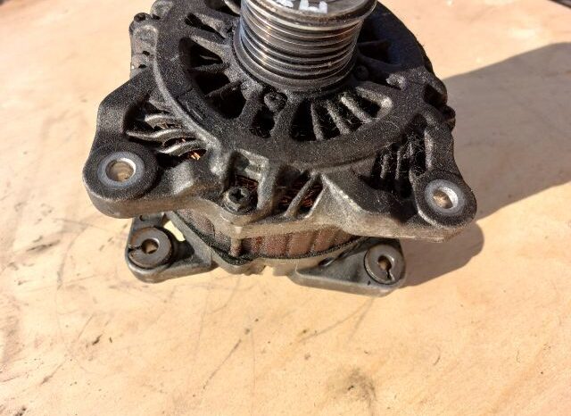 
								RENAULT Generátor full									