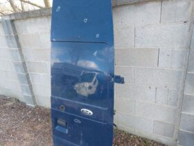 FORD Jobb Csomagtérajtó (Részeivel)