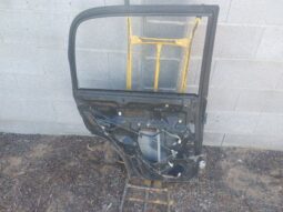 
										SUZUKI Bal hátsó Ajtó (Részeivel) full									