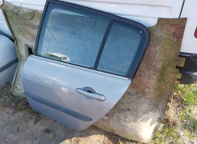 
								RENAULT Bal hátsó Ajtó (Részeivel) full									