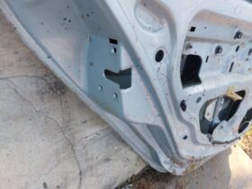 RENAULT Bal hátsó Ajtó (Részeivel)