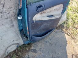 
										PEUGEOT Jobb hátsó Ajtó (Részeivel) full									