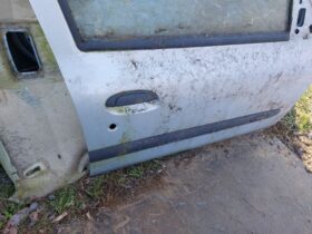 RENAULT Jobb első Ajtó (Részeivel)