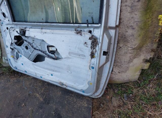 
								FIAT Jobb első Ajtó (Részeivel) full									