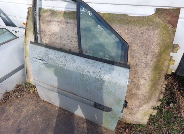 
								RENAULT Jobb első Ajtó (Részeivel) full									