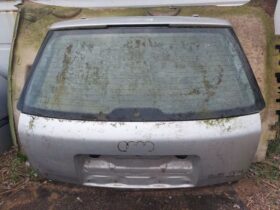 AUDI Csomagtérajtó (Részeivel)