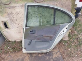 RENAULT Jobb hátsó Ajtó (Részeivel)