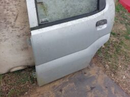 
										SUZUKI Bal hátsó Ajtó (Részeivel) full									