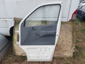 TOYOTA Jobb első Ajtó (Részeivel)