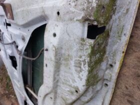 RENAULT Jobb első Ajtó (Részeivel)