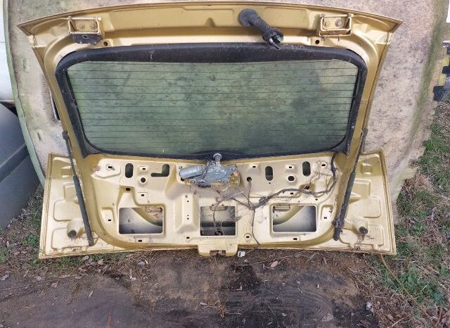 
								FORD Csomagtérajtó (Részeivel) full									