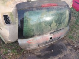 
										RENAULT Csomagtérajtó (Részeivel) full									