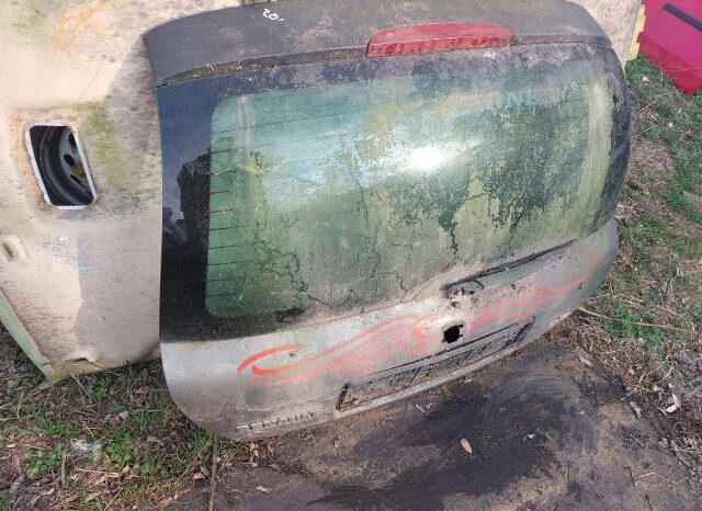 
								RENAULT Csomagtérajtó (Részeivel) full									