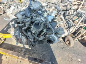 TOYOTA Komplett Motor (Segédberendezésekkel)