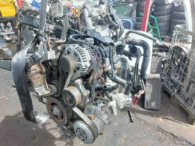 TOYOTA Komplett Motor (Segédberendezésekkel)